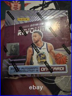 Sealed Panini 2018-2019 REVOLUTION Sealed Panini 2018-2019 REVOLUTION